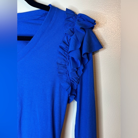 AVEC LES FILLES | RIB KNIT RUFFLE TOP - Picture 9 of 11